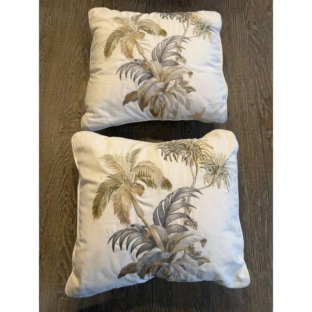 Tommy Bahama 17